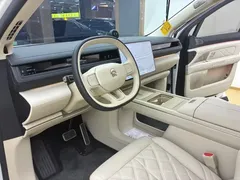 2026 Nio ES8 5-seat Executive Luxury, белый — фото 16
