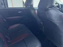 2021 Toyota Corolla TNGA 1.5L CVT GR Sport, белый — фото 9