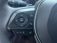 2021 Toyota Corolla TNGA 1.5L CVT GR Sport, белый — фото 10