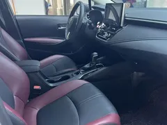 2021 Toyota Corolla TNGA 1.5L CVT GR Sport, белый — фото 11