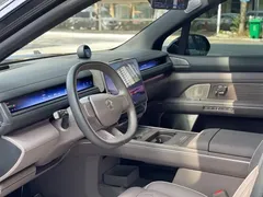 2026 Nio ES8 6-seat Executive Luxury — фото 9