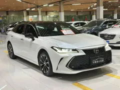 2022 Toyota Avalon 2.5L Luxury, белый — фото 3