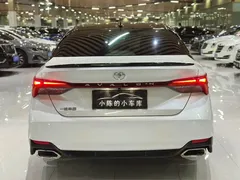 2022 Toyota Avalon 2.5L Luxury, белый — фото 10