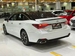 2022 Toyota Avalon 2.5L Luxury, белый — фото 11