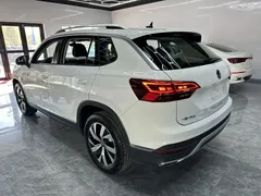 2022 Volkswagen Tayron 280TSI 2WD Luxury, белый — фото 4