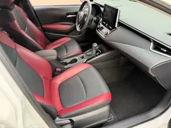 2021 Toyota Corolla TNGA 1.5L CVT GR Sport, белый — фото 15