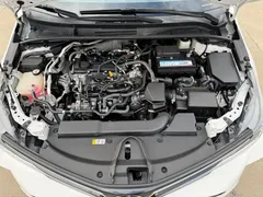 2021 Toyota Corolla TNGA 1.5L CVT GR Sport, белый — фото 16