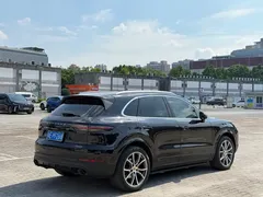 2022 Porsche Cayenne 3.0T Platinum, чёрный — фото 6