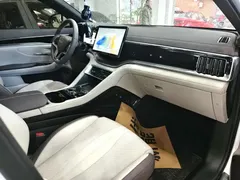 2025 BYD Song PLUS DM-i PHEV Smart Driving 112km Premium, белый — фото 7