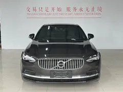 2023 Volvo S90 — фото 2