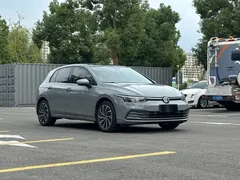 2023 Volkswagen Golf 280TSI DSG Pro — фото 3