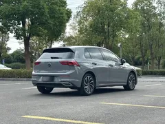 2023 Volkswagen Golf 280TSI DSG Pro — фото 4