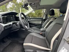 2023 Volkswagen Golf 280TSI DSG Pro — фото 11