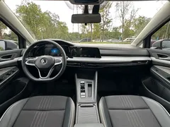 2023 Volkswagen Golf 280TSI DSG Pro — фото 14