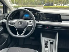 2023 Volkswagen Golf 280TSI DSG Pro — фото 15
