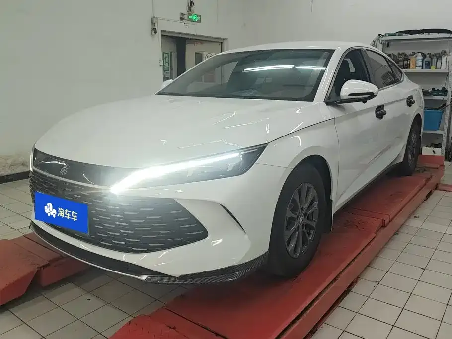 2024 BYD Qin L PHEV 80km Leading
