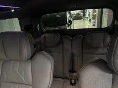 2024 Zeekr 009 6-Seat Executive 4WD 108kWh — фото 10