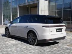 2025 Li Auto i8 Standard — фото 7