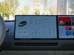 2025 Li Auto i8 Standard — фото 11