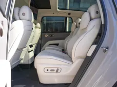 2025 Li Auto i8 Standard — фото 15