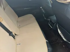 2022 Toyota Venza Hybrid 2.5L CVT 2WD Premium, чёрный — фото 7