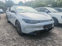 2023 Leapmotor C01 EV 630 4WD Performance — фото 2