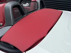 2022 Porsche 718 Boxster 2.0T, белый — фото 7