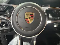 2021 Porsche Macan 2.0T — фото 7