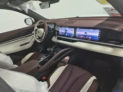 2023 Geely Monjaro 2.0TD High Power AT 2WD Flagship, белый — фото 10