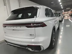 2023 Geely Monjaro 2.0TD High Power AT 2WD Flagship, белый — фото 12