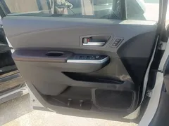 2021 Toyota Sienna 2.5L Hybrid Platinum, белый — фото 7