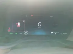 2021 Toyota Sienna 2.5L Hybrid Platinum, белый — фото 14