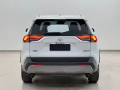 2021 Toyota RAV4 2.0L CVT 2WD Fashion, белый — фото 5