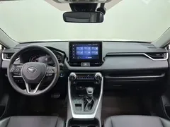 2021 Toyota RAV4 2.0L CVT 2WD Fashion, белый — фото 17