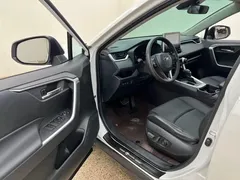 2021 Toyota RAV4 2.0L CVT 2WD Fashion, белый — фото 19