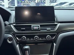 2022 Honda Accord 260TURBO Premium, белый — фото 17