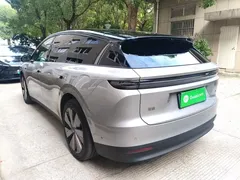 2025 Li Auto i6 4WD Standard — фото 5
