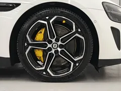 2024 Xiaomi SU7 4WD Long Range Advanced ADAS Max, белый — фото 7