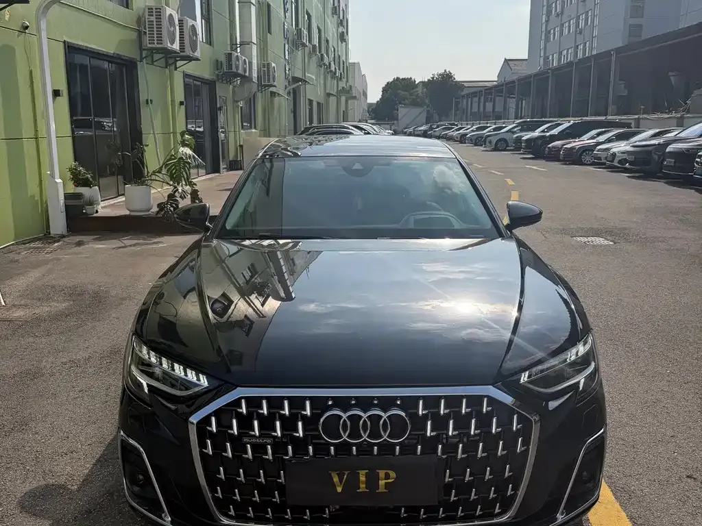 2023 Audi A8L 55 TFSI quattro Flagship