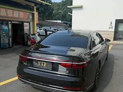 2023 Audi A8L 55 TFSI quattro Flagship, чёрный — фото 9