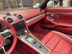2022 Porsche 718 Boxster 2.0T — фото 8