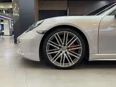 2022 Porsche 718 Boxster 2.0T — фото 16