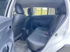 2022 Toyota Yaris L Zhixuan X 1.5L CVT Luxury Plus, белый — фото 16