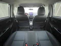 2022 Toyota Yaris L Zhixuan X 1.5L CVT Luxury Plus, белый — фото 21