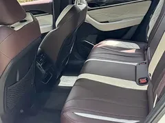 2021 Geely Monjaro 2.0TD DCT EVO 2WD Premium, белый — фото 9