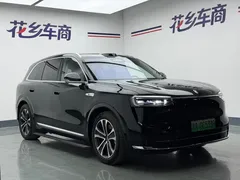 2026 Aito M7 EREV Ultra 4WD 5-seat 192-line Lidar, чёрный — фото 3