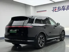 2026 Aito M7 EREV Ultra 4WD 5-seat 192-line Lidar, чёрный — фото 6