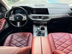 2022 BMW X5 30Li Premium M Sport Package — фото 10