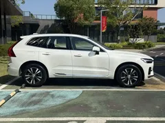 2023 Volvo XC60 4WD Luxury, белый — фото 5