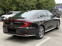 2021 Hyundai Mistra 1.8L CVT LUX Premium, чёрный — фото 4